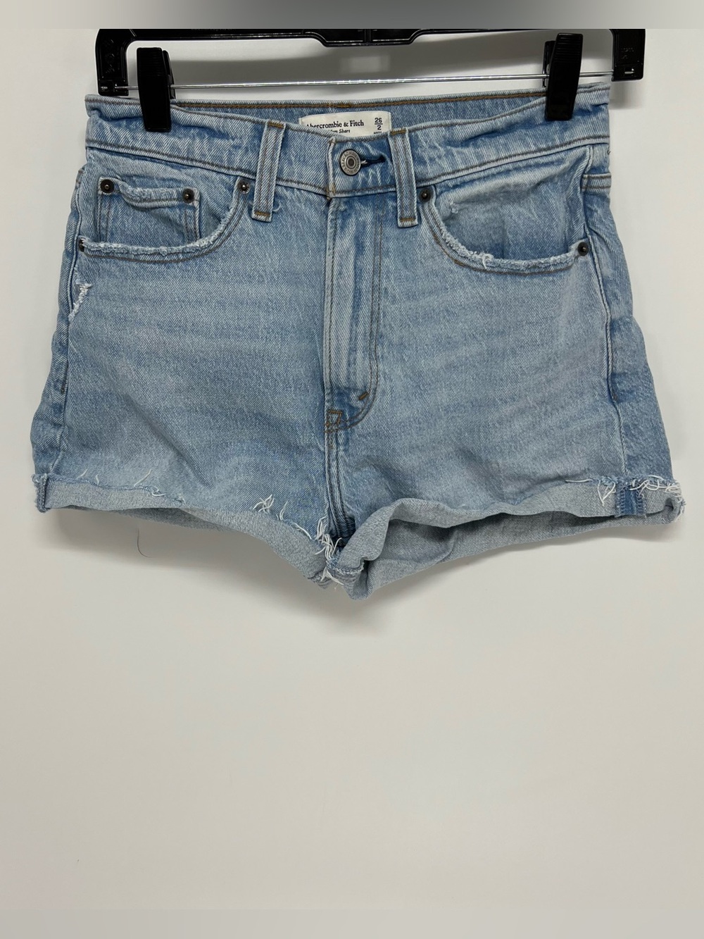 Abercrombie & Fitch mom high rise shorts 26